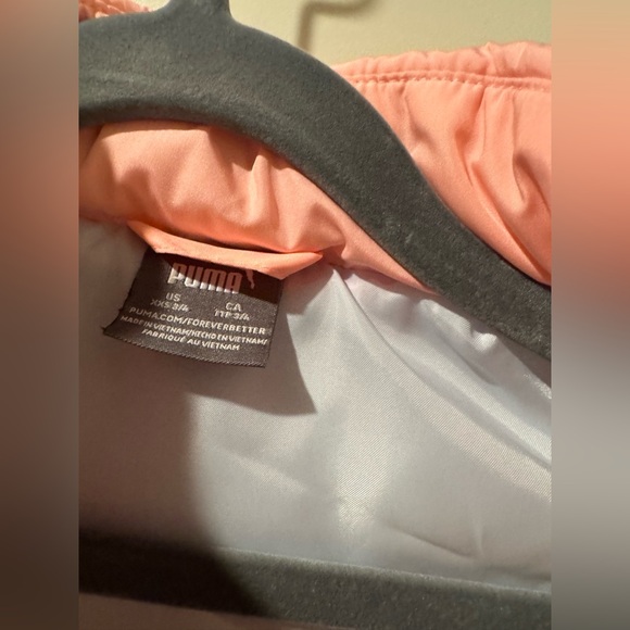 Puma Puffer Vest - Picture 2 of 4